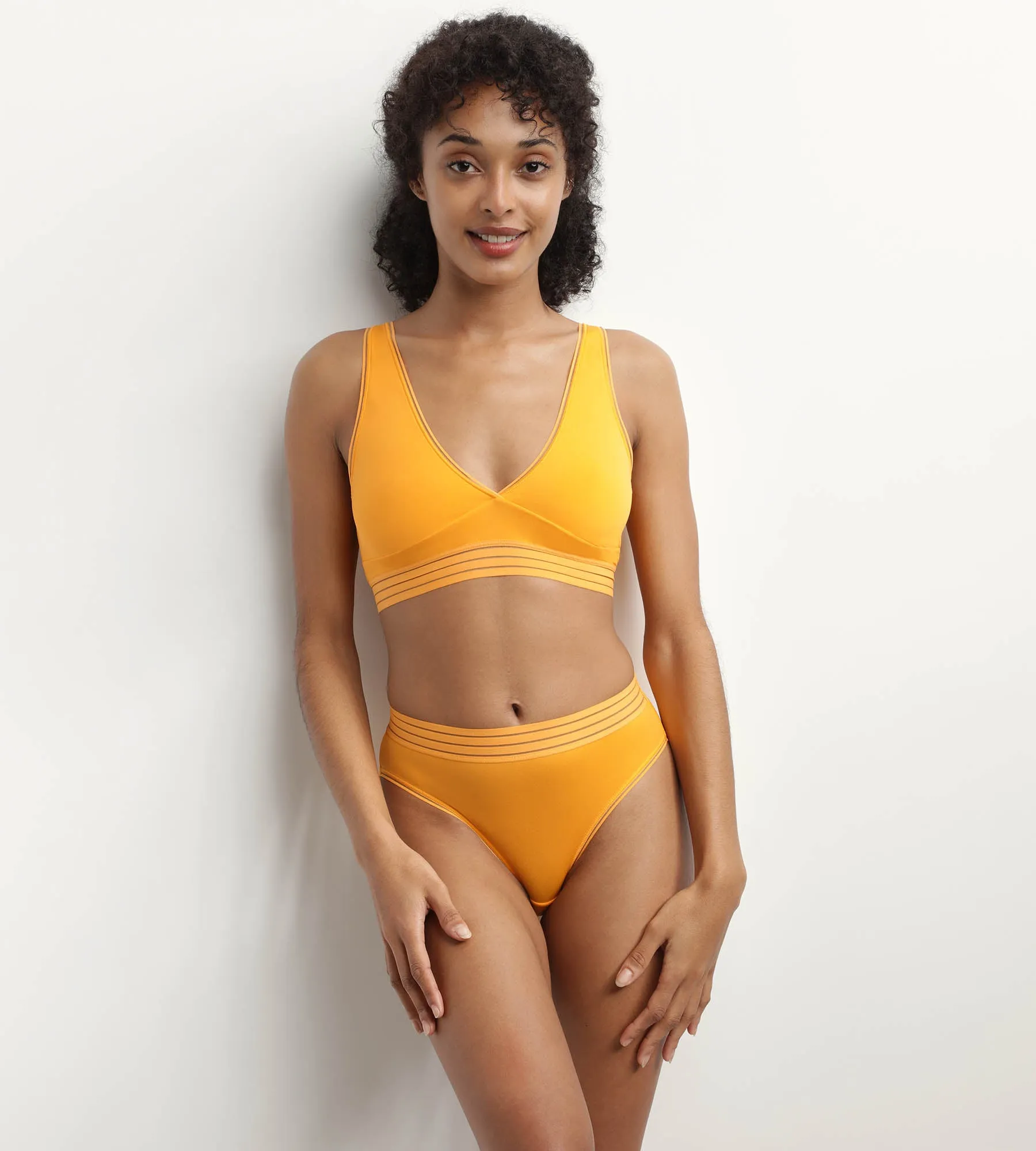Women's invisible microfibre briefs Soleil in Yellow Oh My Dim's